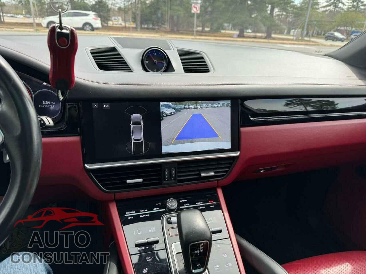 PORSCHE CAYENNE 2019 - WP1AA2AY7KDA16272