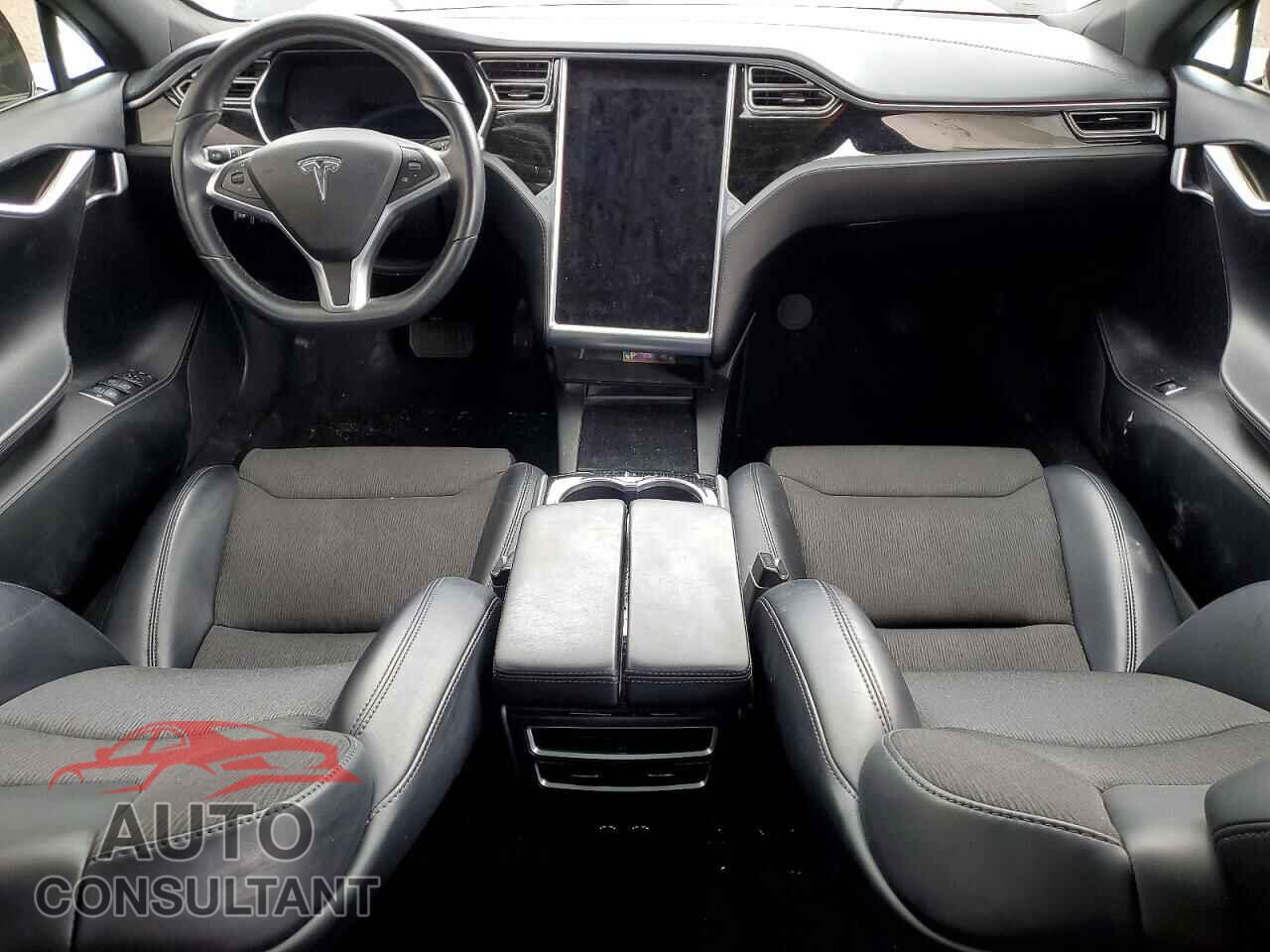 TESLA MODEL S 2017 - 5YJSA1E23HF232157