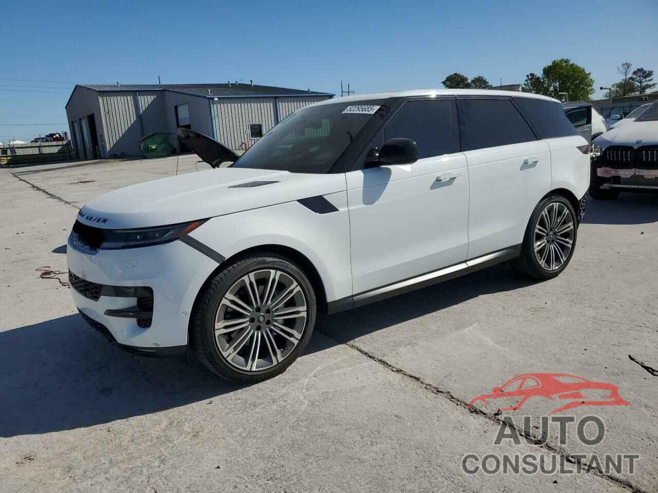 LAND ROVER RANGEROVER 2024 - SAL1P9EU8RA185270