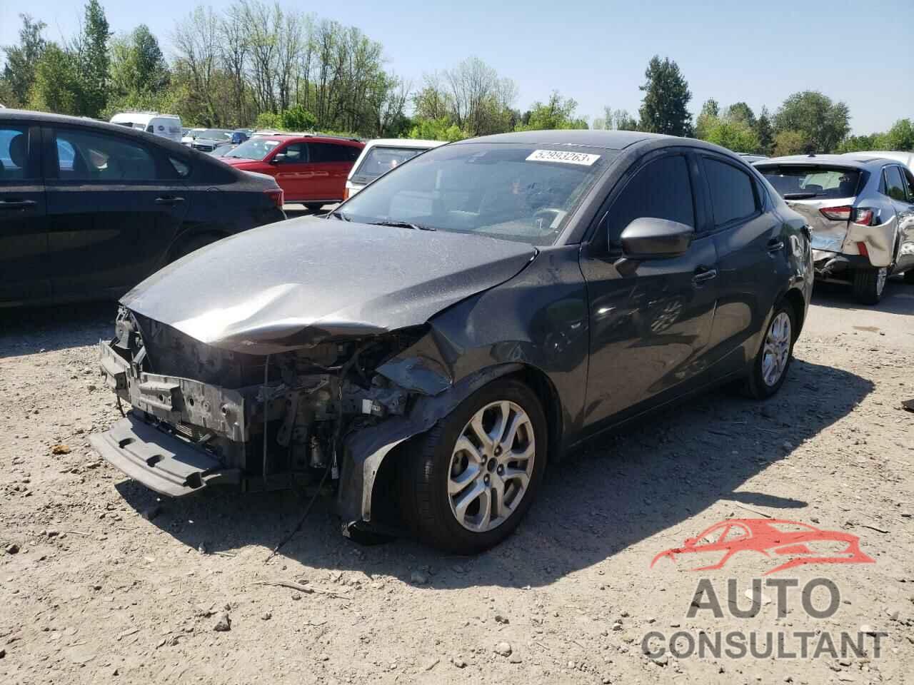 TOYOTA YARIS 2017 - 3MYDLBYV5HY152234