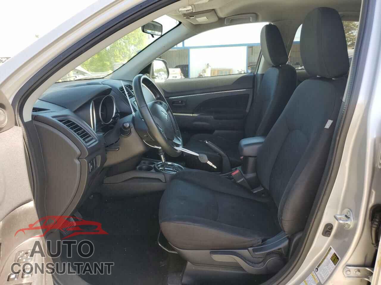 MITSUBISHI OUTLANDER 2015 - 4A4AP3AU3FE022243