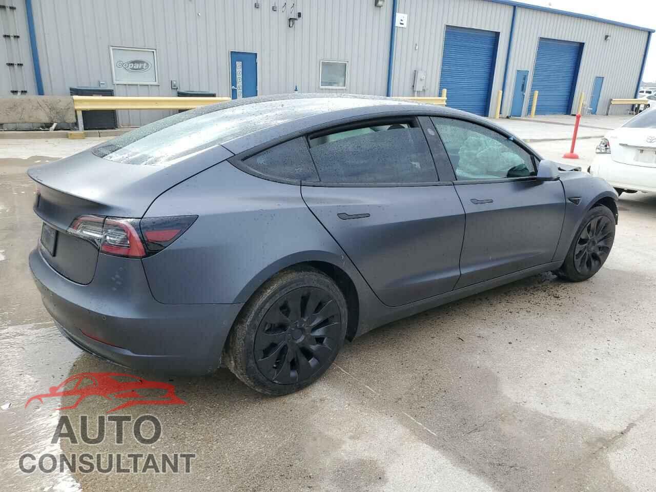 TESLA MODEL 3 2022 - 5YJ3E1EB9NF153273