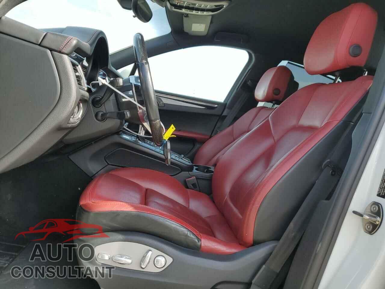 PORSCHE MACAN 2016 - WP1AB2A57GLB40056