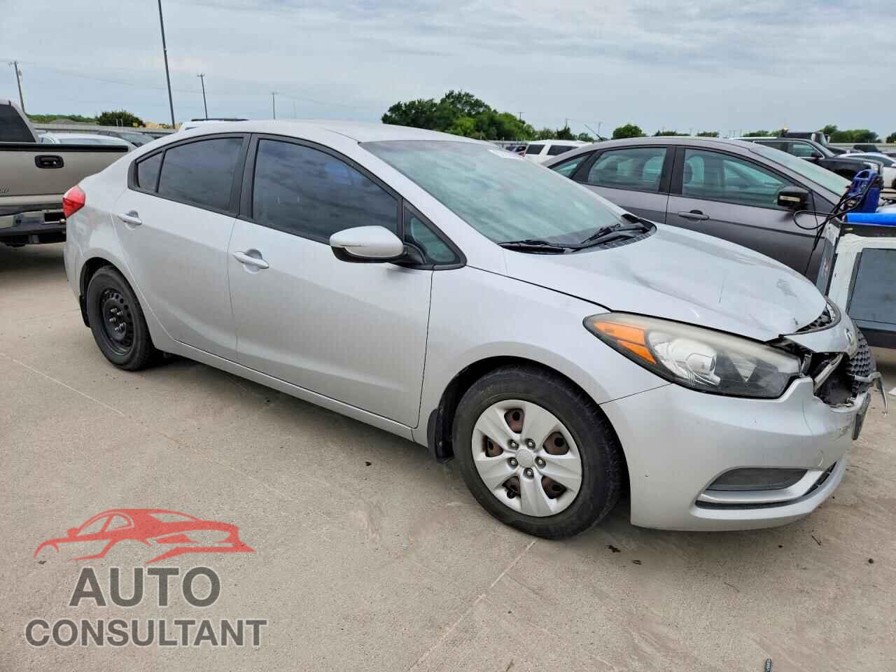 KIA FORTE 2016 - KNAFK4A60G5484552