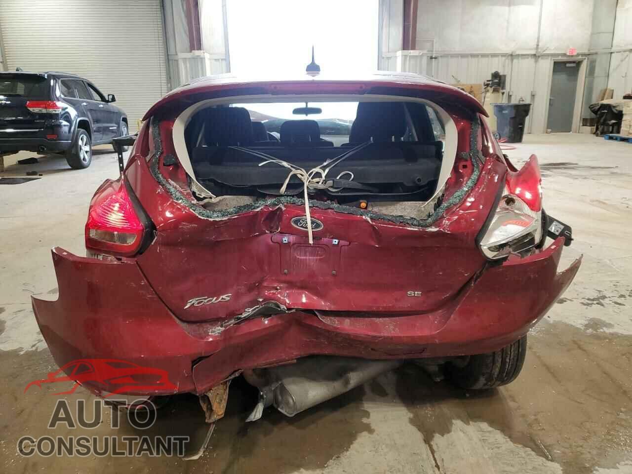 FORD FOCUS 2017 - 1FADP3K2XHL213227