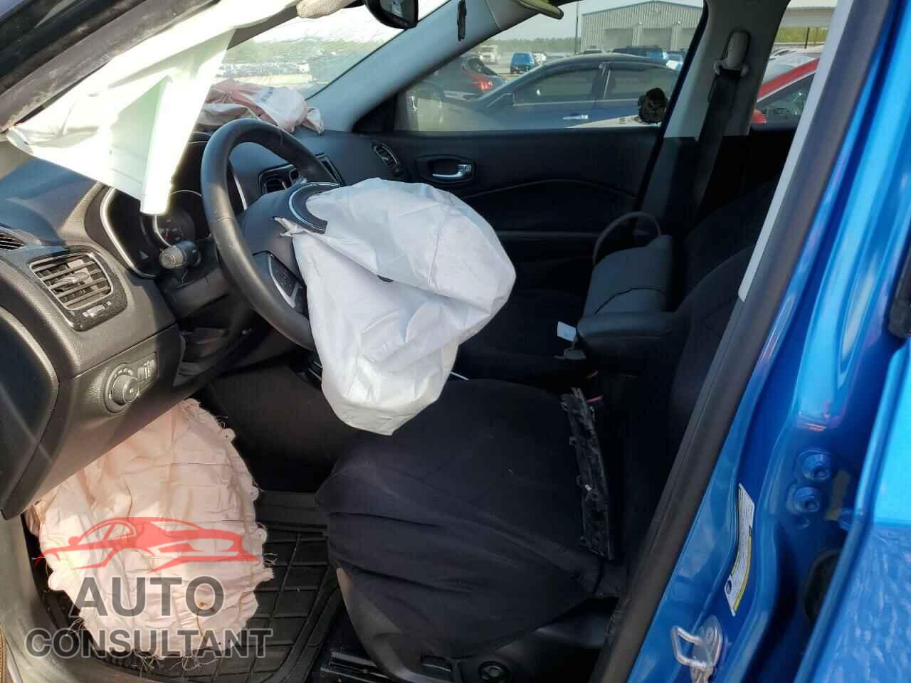 JEEP COMPASS 2018 - 3C4NJCCB9JT194565