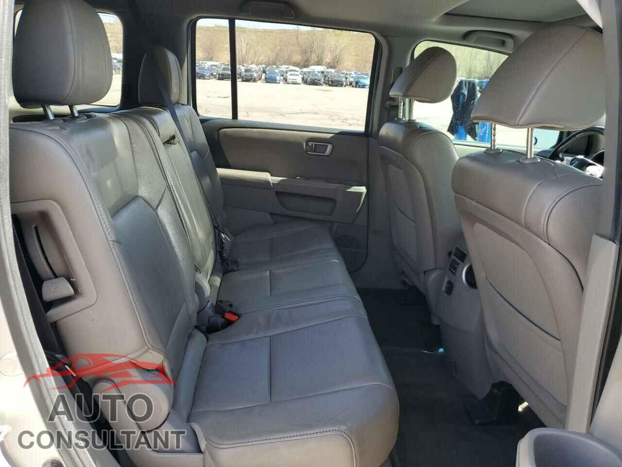 HONDA PILOT 2013 - 5FNYF4H78DB013970