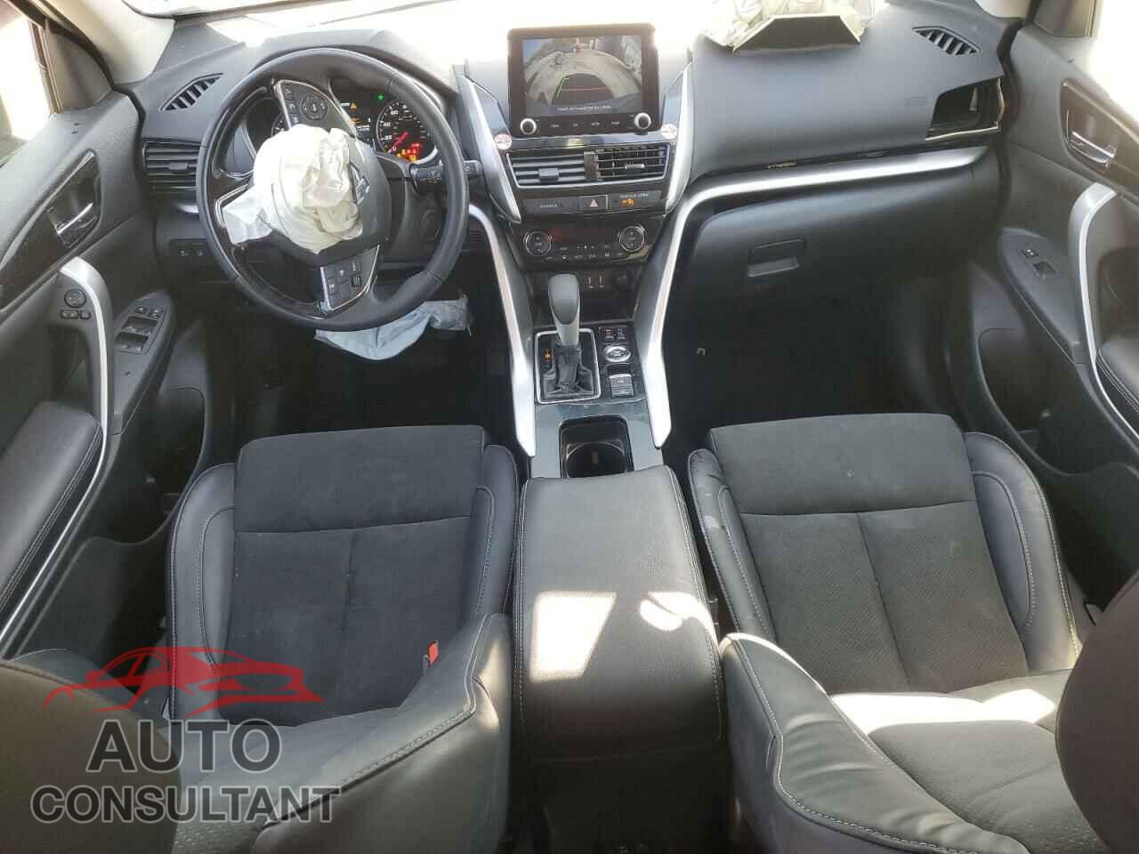 MITSUBISHI ECLIPSE 2024 - JA4ATWAA6RZ017555