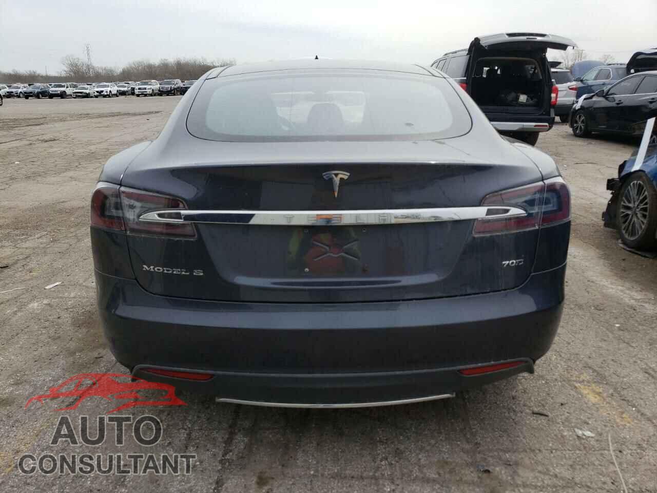 TESLA MODEL S 2015 - 5YJSA1E21FF109938