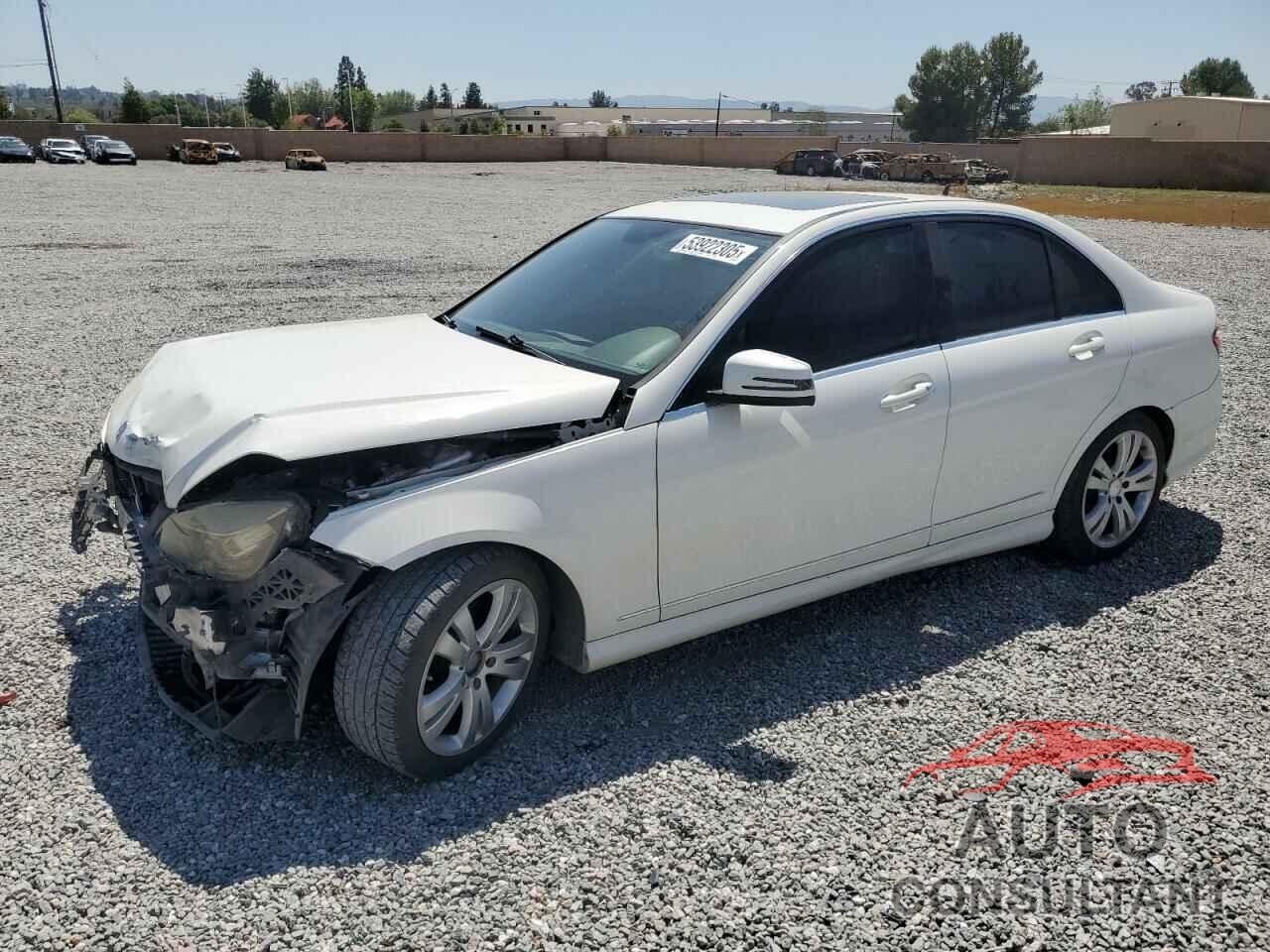 MERCEDES-BENZ C-CLASS 2011 - WDDGF5EB1BR147212