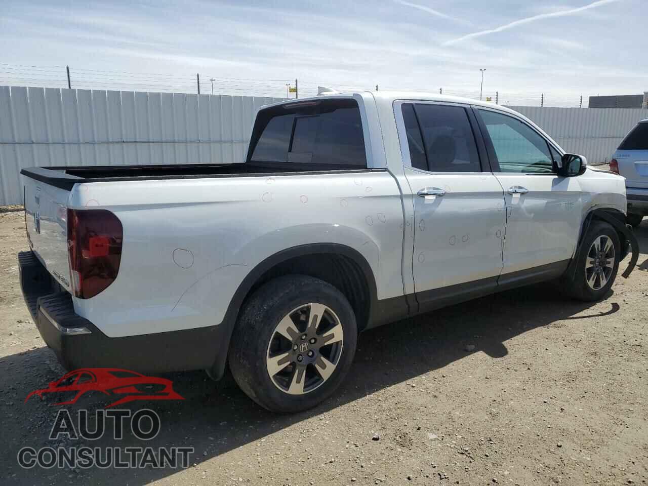 HONDA RIDGELINE 2017 - 5FPYK3F77HB506853