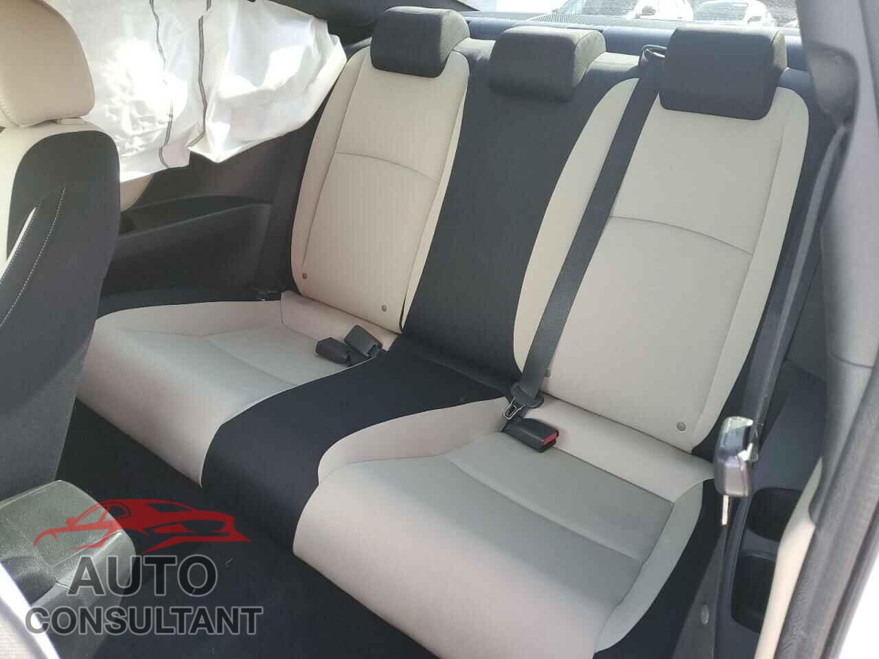 HONDA CIVIC 2016 - 2HGFC4B09GH316686