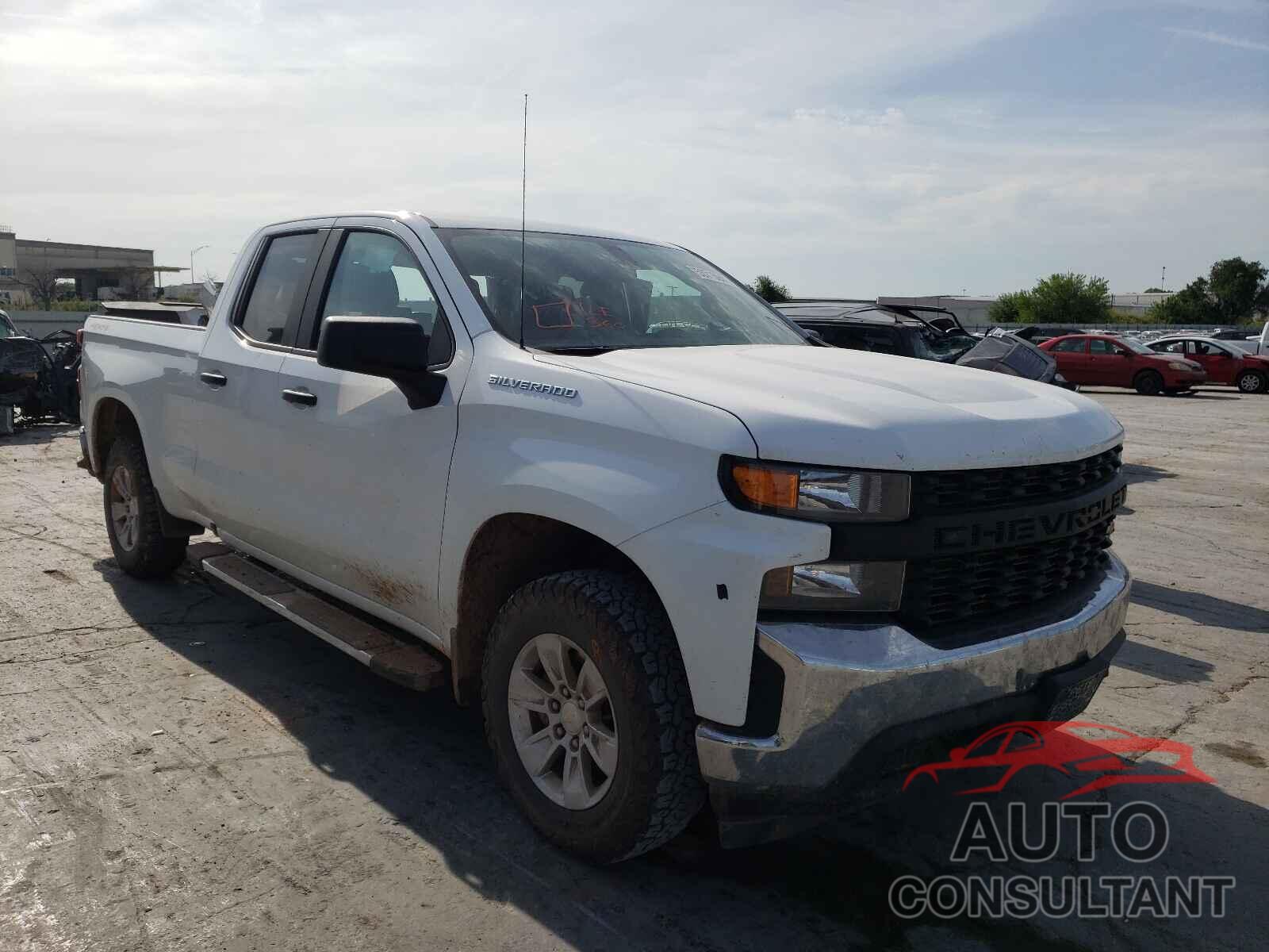 CHEVROLET SILVERADO 2019 - 1GCRYAEF8KZ305036