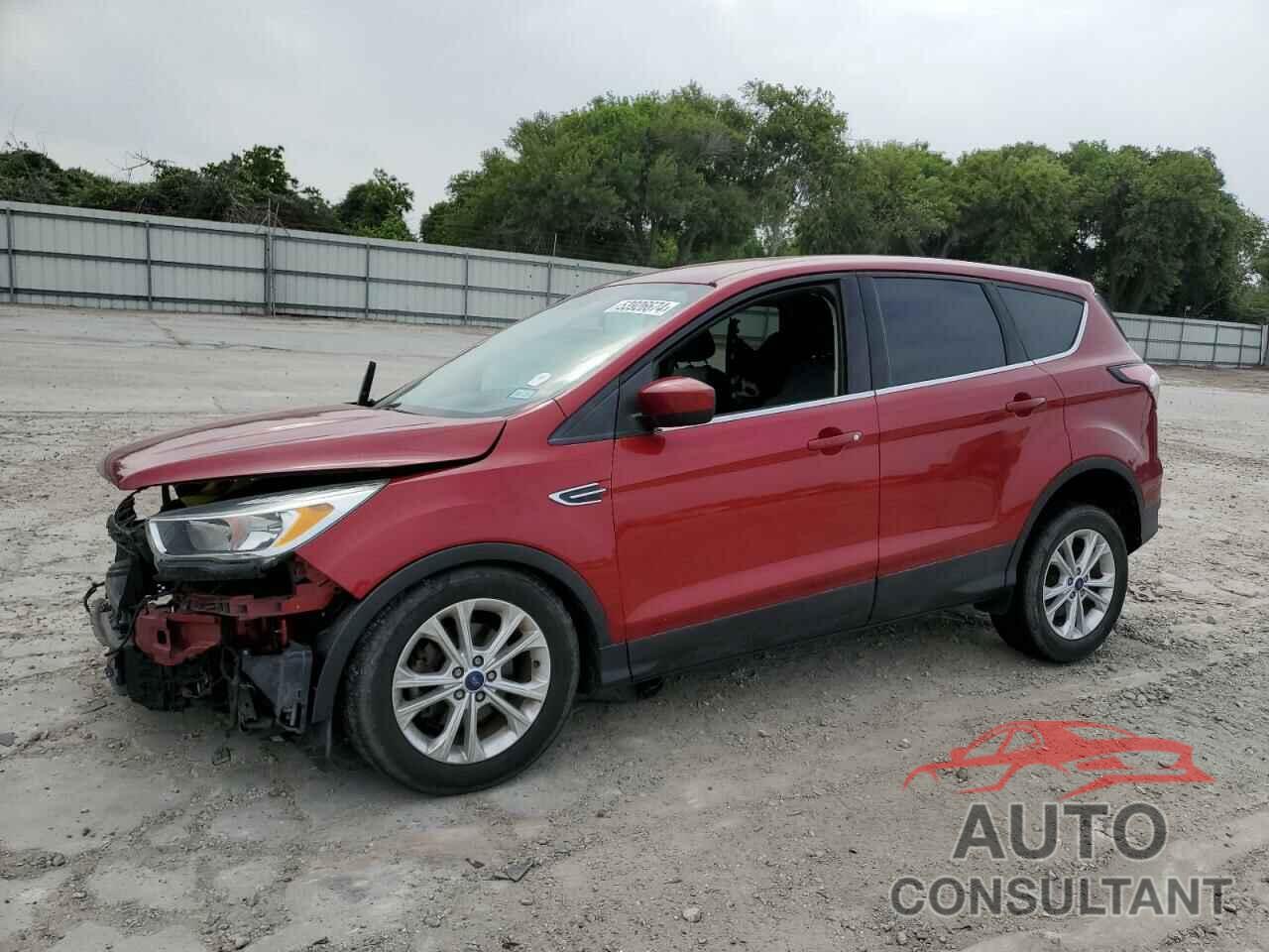 FORD ESCAPE 2017 - 1FMCU0GD9HUC38326