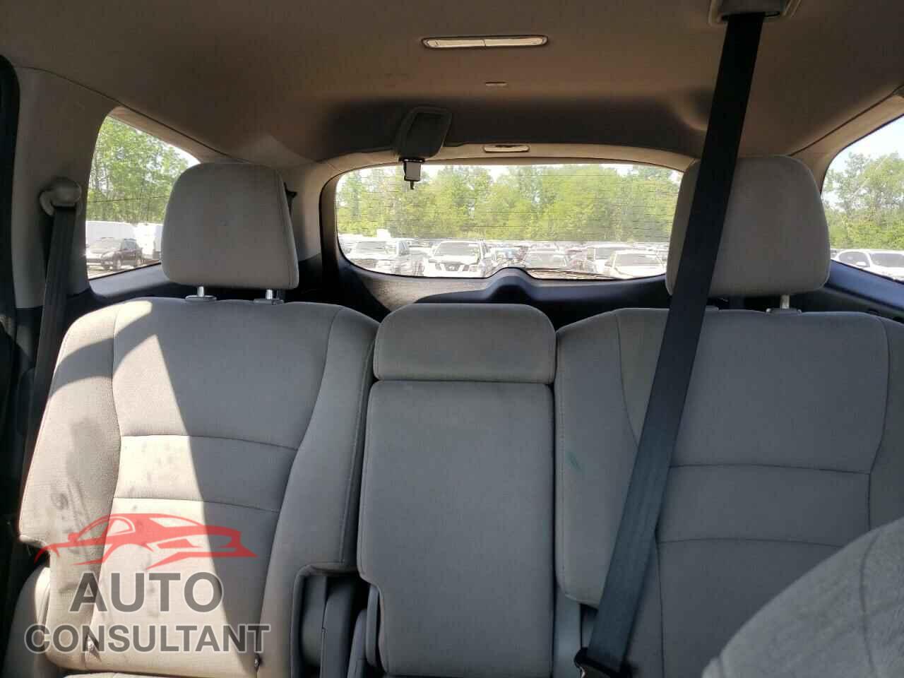 HONDA PILOT 2016 - 5FNYF6H32GB096177