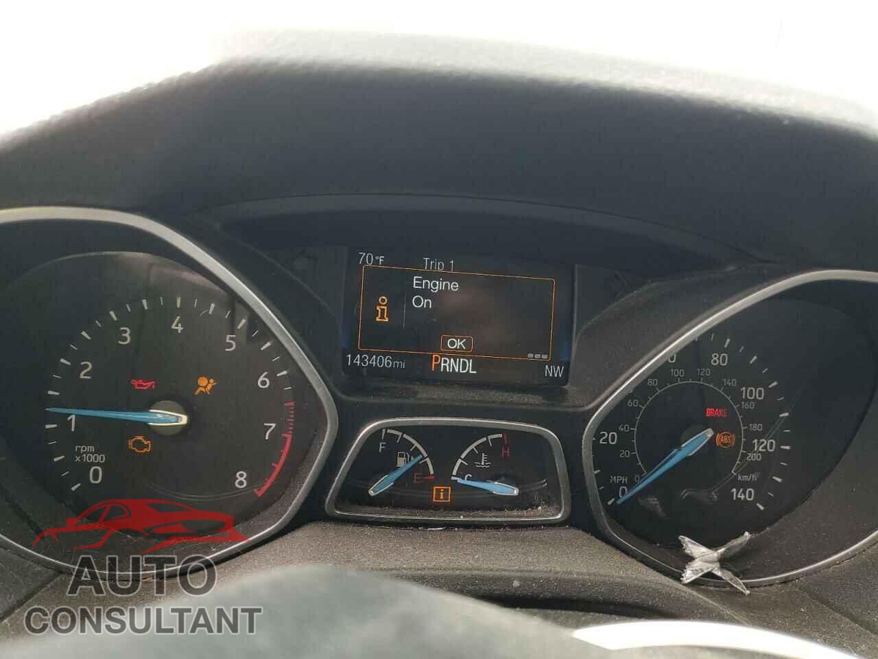 FORD FOCUS 2016 - 1FADP3K28GL372536