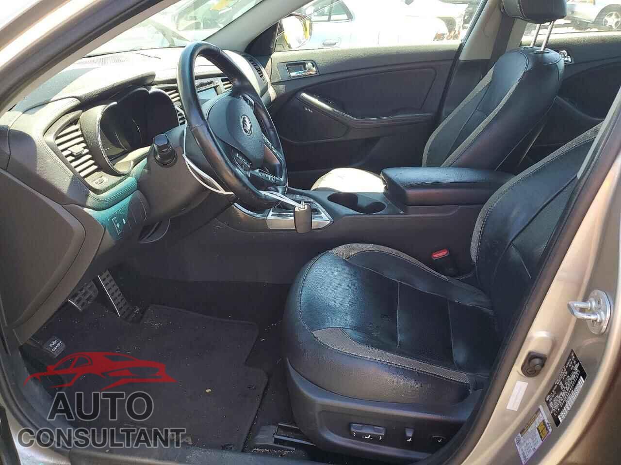 KIA OPTIMA 2013 - 5XXGR4A64DG092667