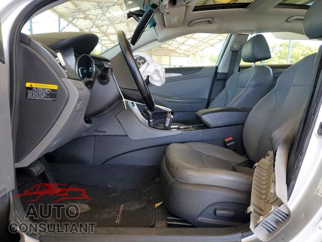 HYUNDAI SONATA 2014 - KMHEC4A4XEA102537