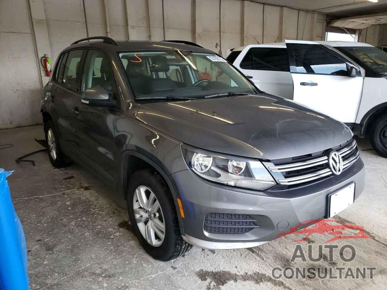 VOLKSWAGEN TIGUAN 2016 - WVGBV7AX6GW604461