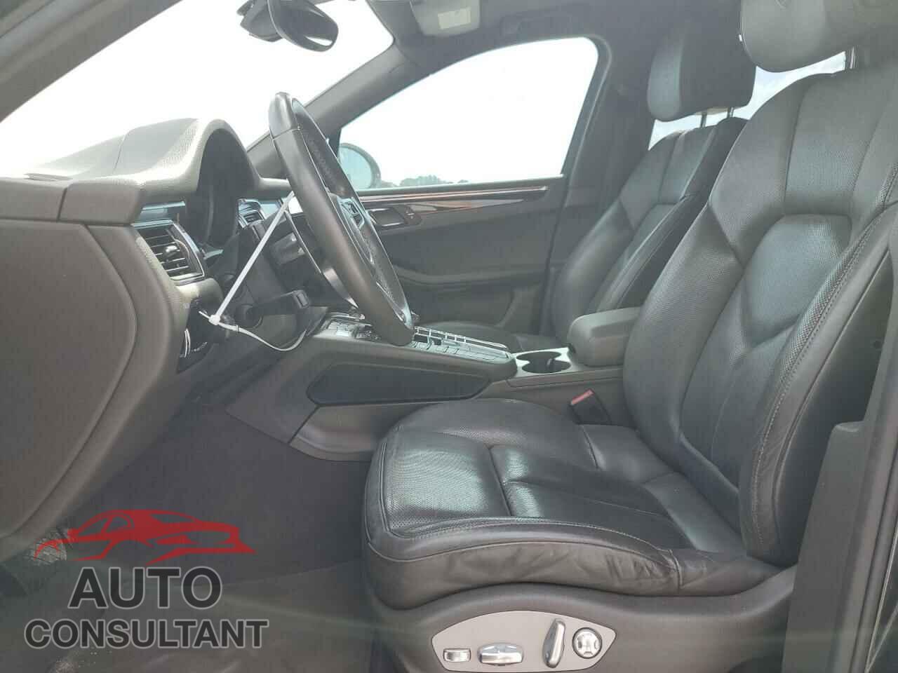 PORSCHE MACAN 2017 - WP1AA2A52HLB08135