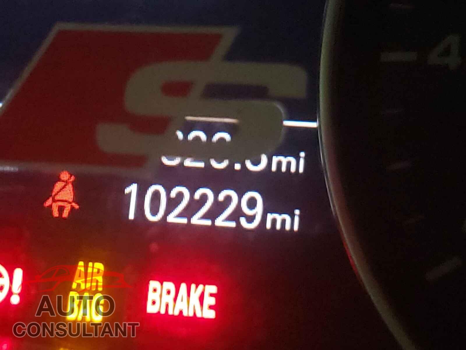 AUDI A6 2016 - WAUFMAFC7GN007382