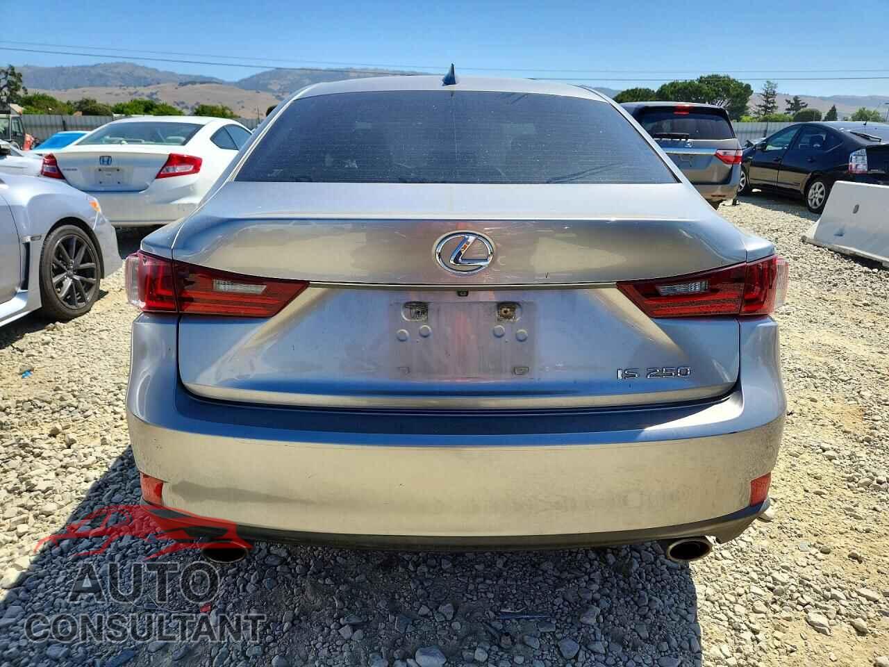 LEXUS IS 2014 - JTHBF1D29E5021396