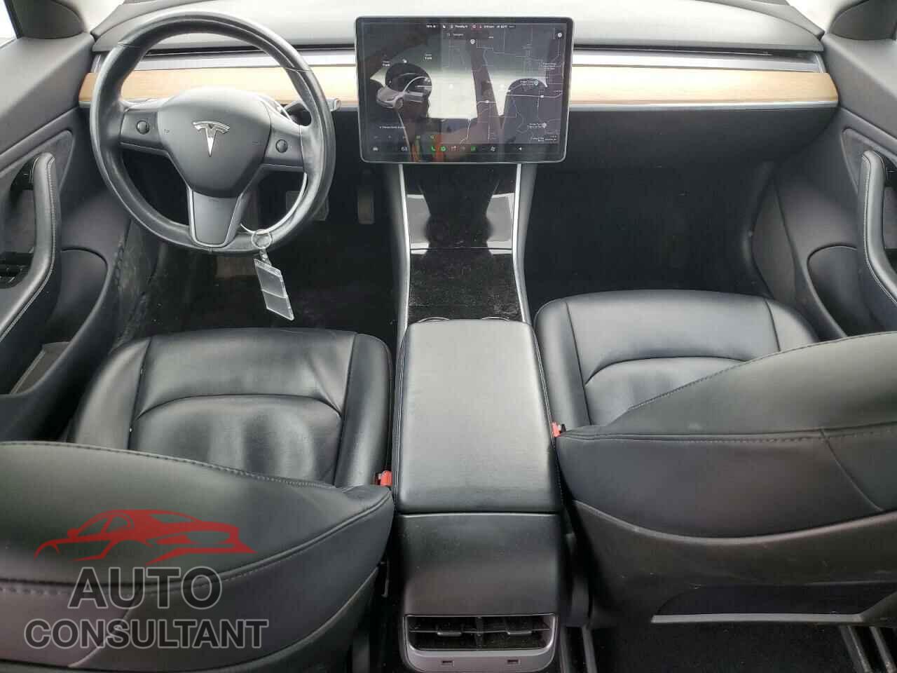 TESLA MODEL 3 2018 - 5YJ3E1EA2JF015317