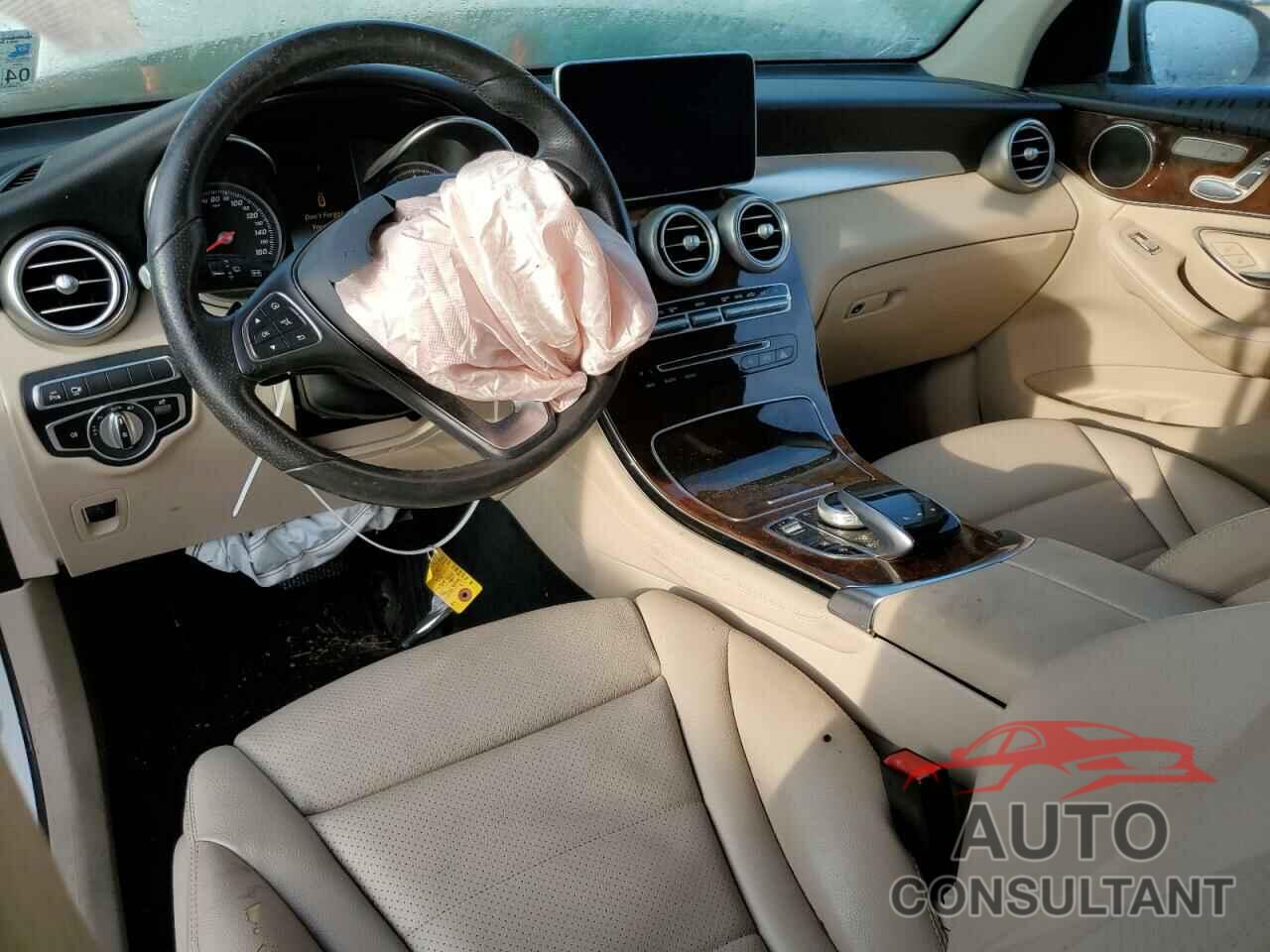 MERCEDES-BENZ GLC-CLASS 2018 - WDC0G4JB8JV048251