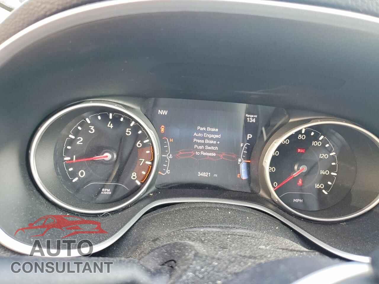 JEEP COMPASS 2021 - 3C4NJDCB2MT554852