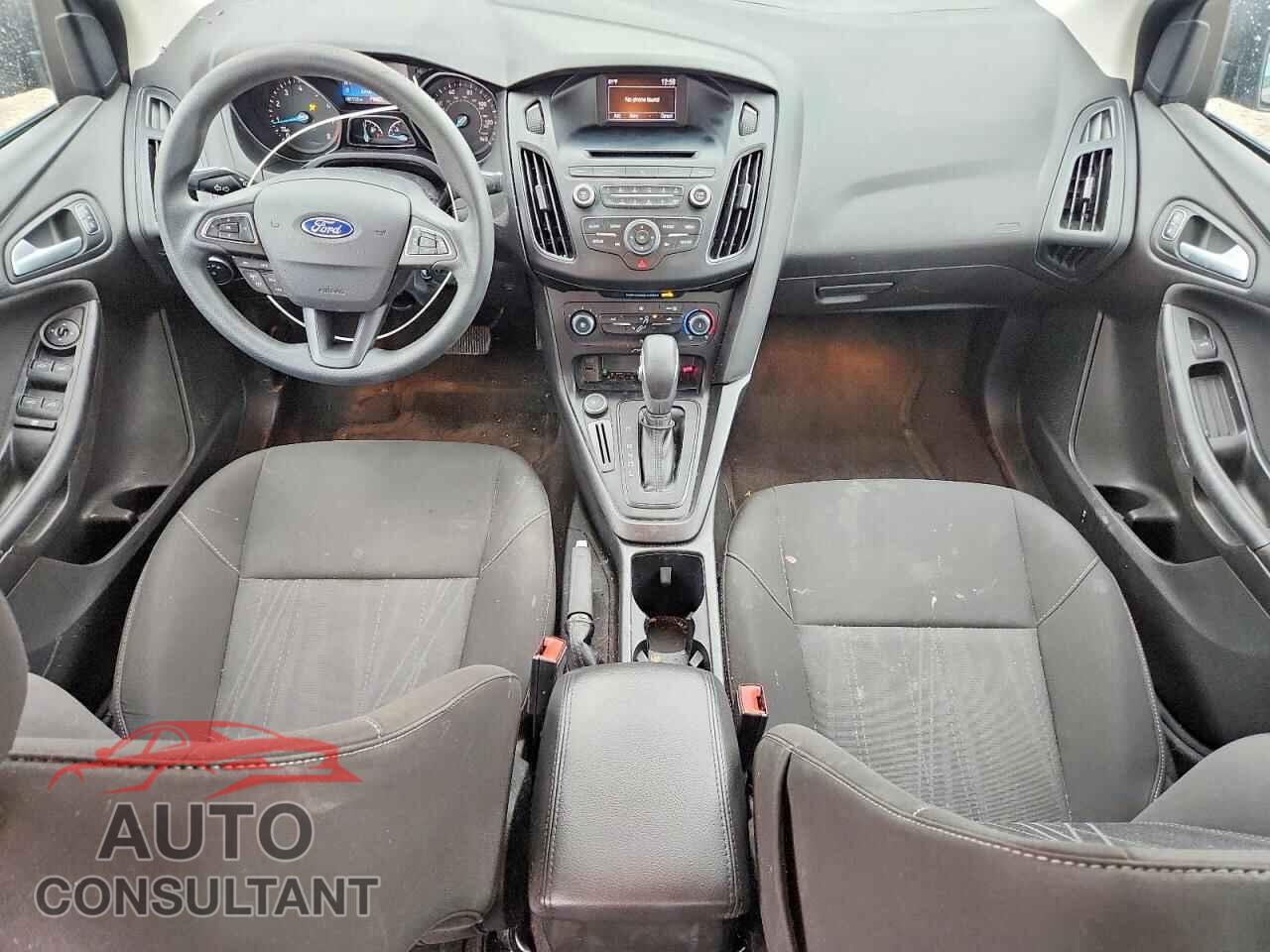FORD FOCUS 2017 - 1FADP3F24HL300681