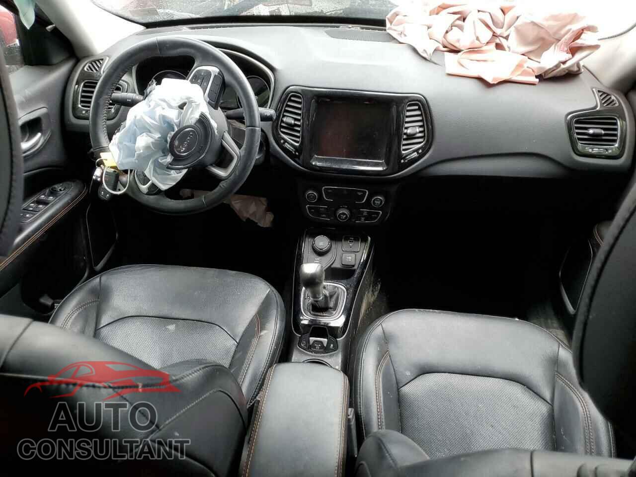 JEEP COMPASS 2018 - 3C4NJDCBXJT482732