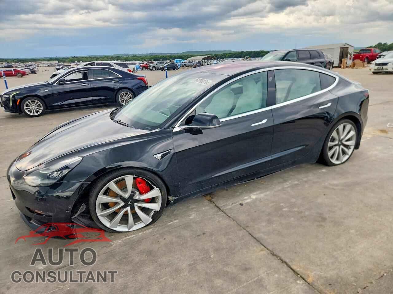 TESLA MODEL 3 2018 - 5YJ3E1EB5JF171084