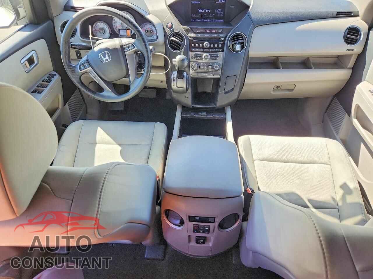 HONDA PILOT 2013 - 5FNYF3H25DB030174