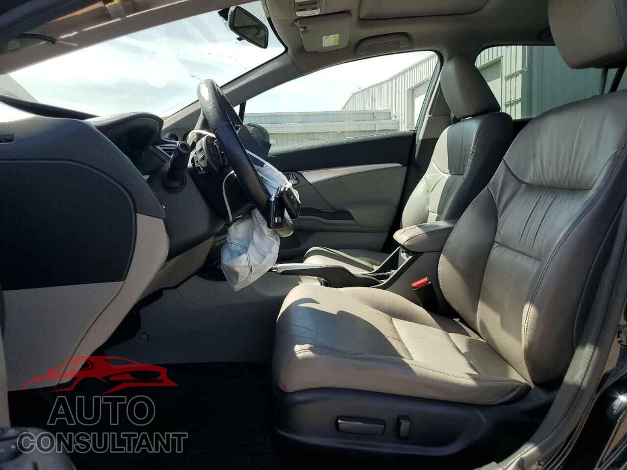 HONDA CIVIC 2014 - 19XFB2F96EE012416