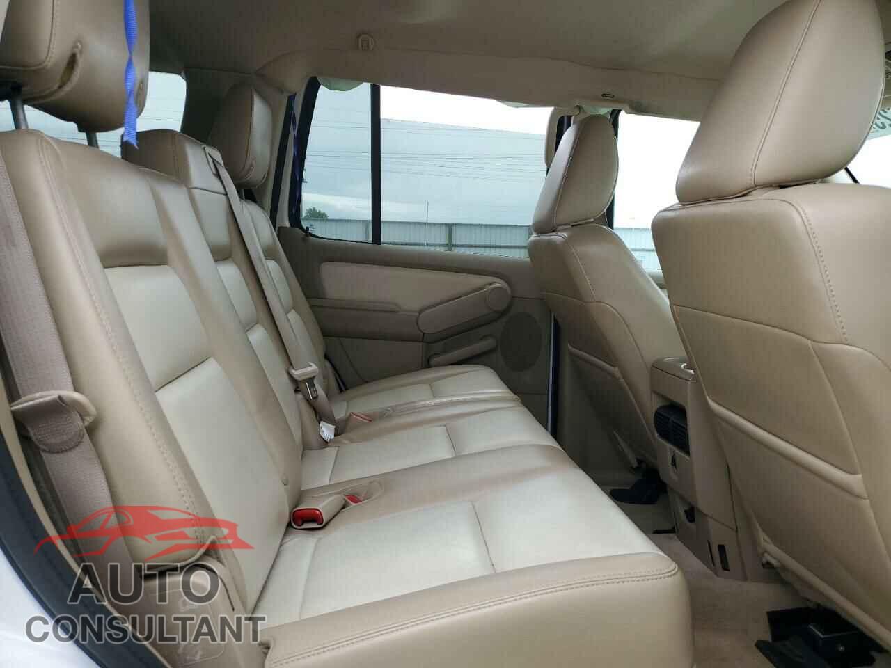 FORD EXPLORER 2010 - 1FMEU7EE0AUA29091