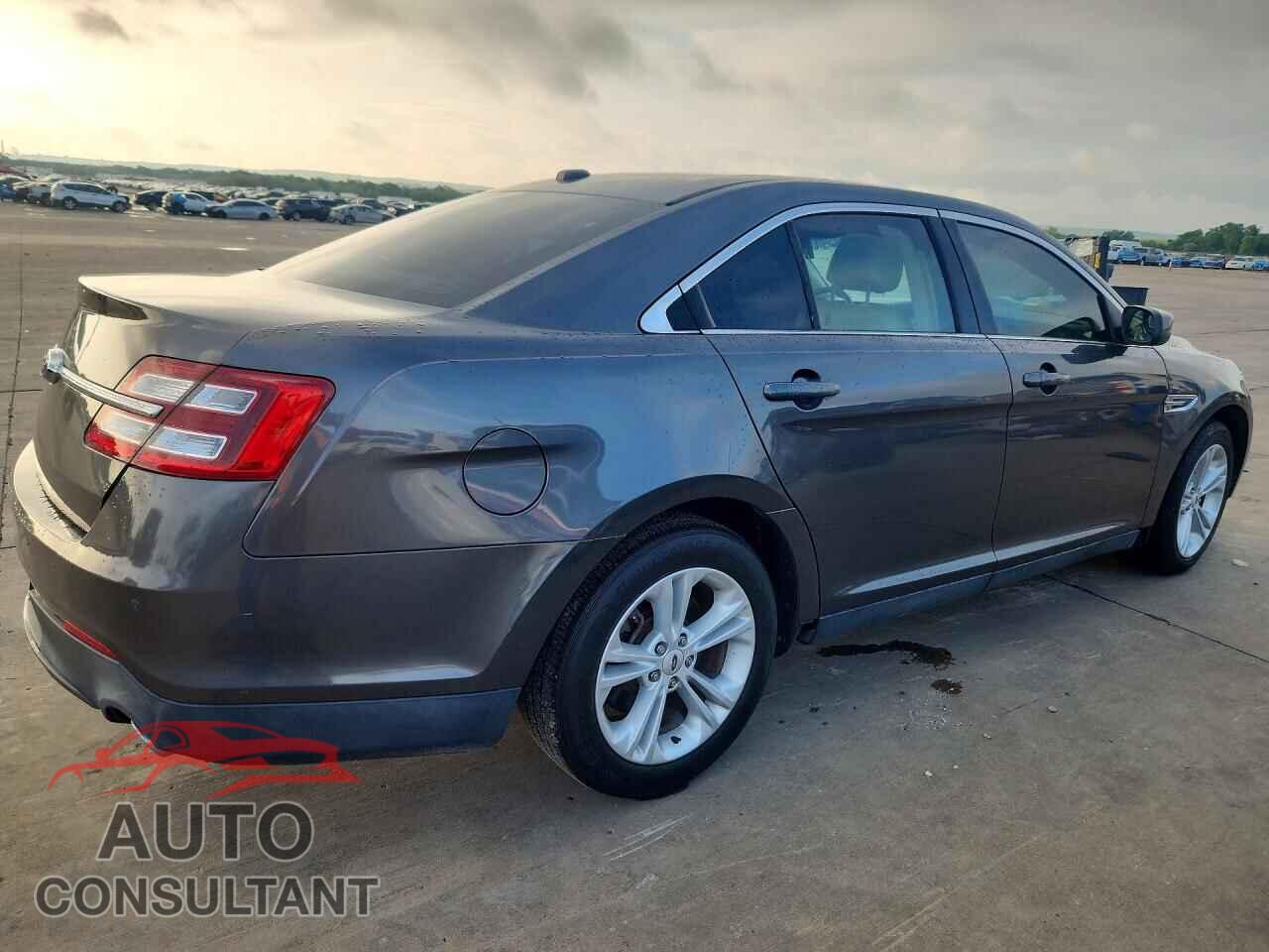 FORD TAURUS 2015 - 1FAHP2E85FG102313
