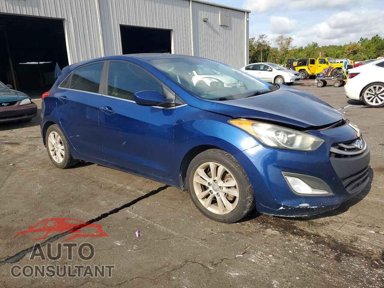 HYUNDAI ELANTRA 2013 - KMHD35LE4DU088333
