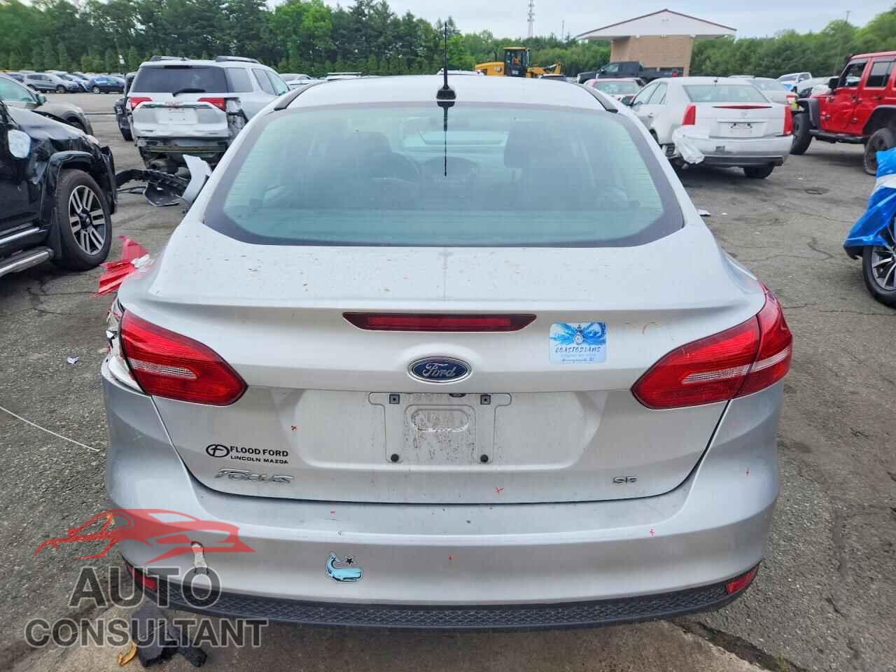 FORD FOCUS 2016 - 1FADP3F28GL240094