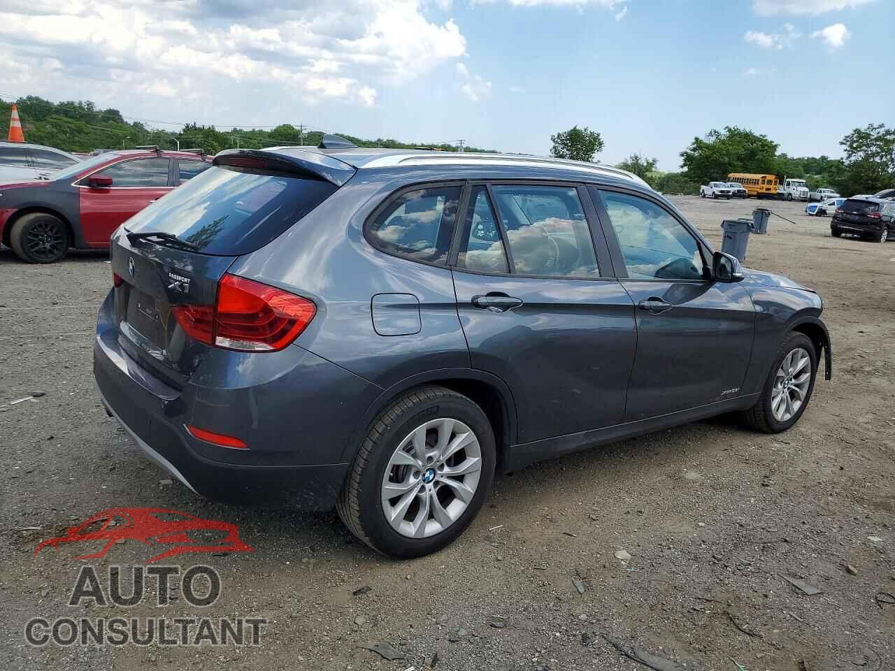 BMW X1 2013 - WBAVL1C50DVR90633