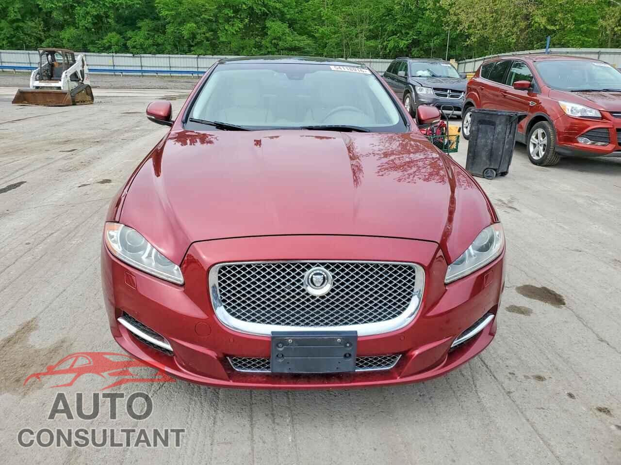 JAGUAR XJ 2013 - SAJWJ1CD2D8V49221
