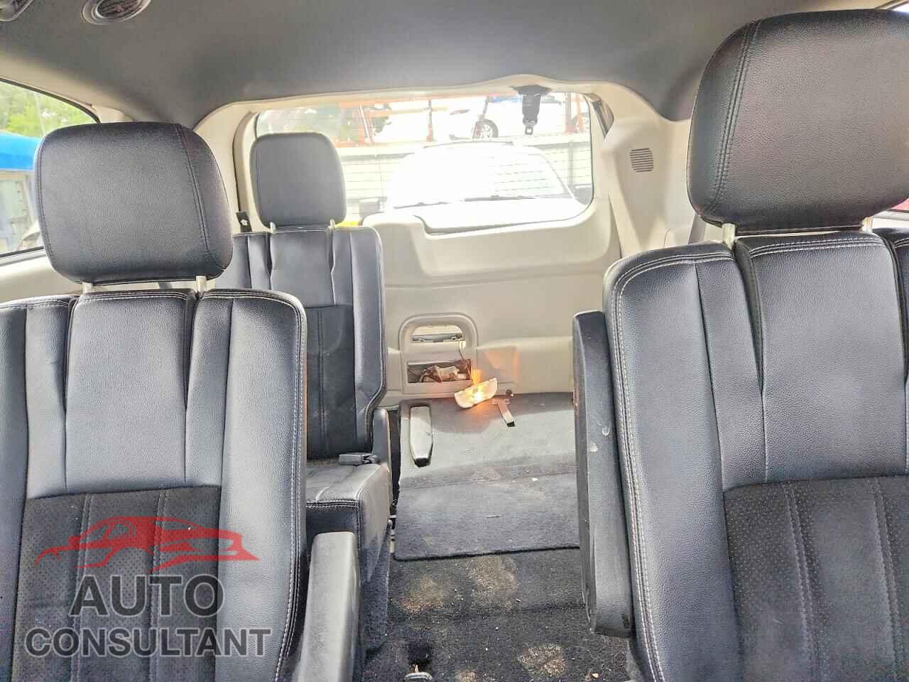 DODGE CARAVAN 2018 - 2C4RDGCG2JR208272