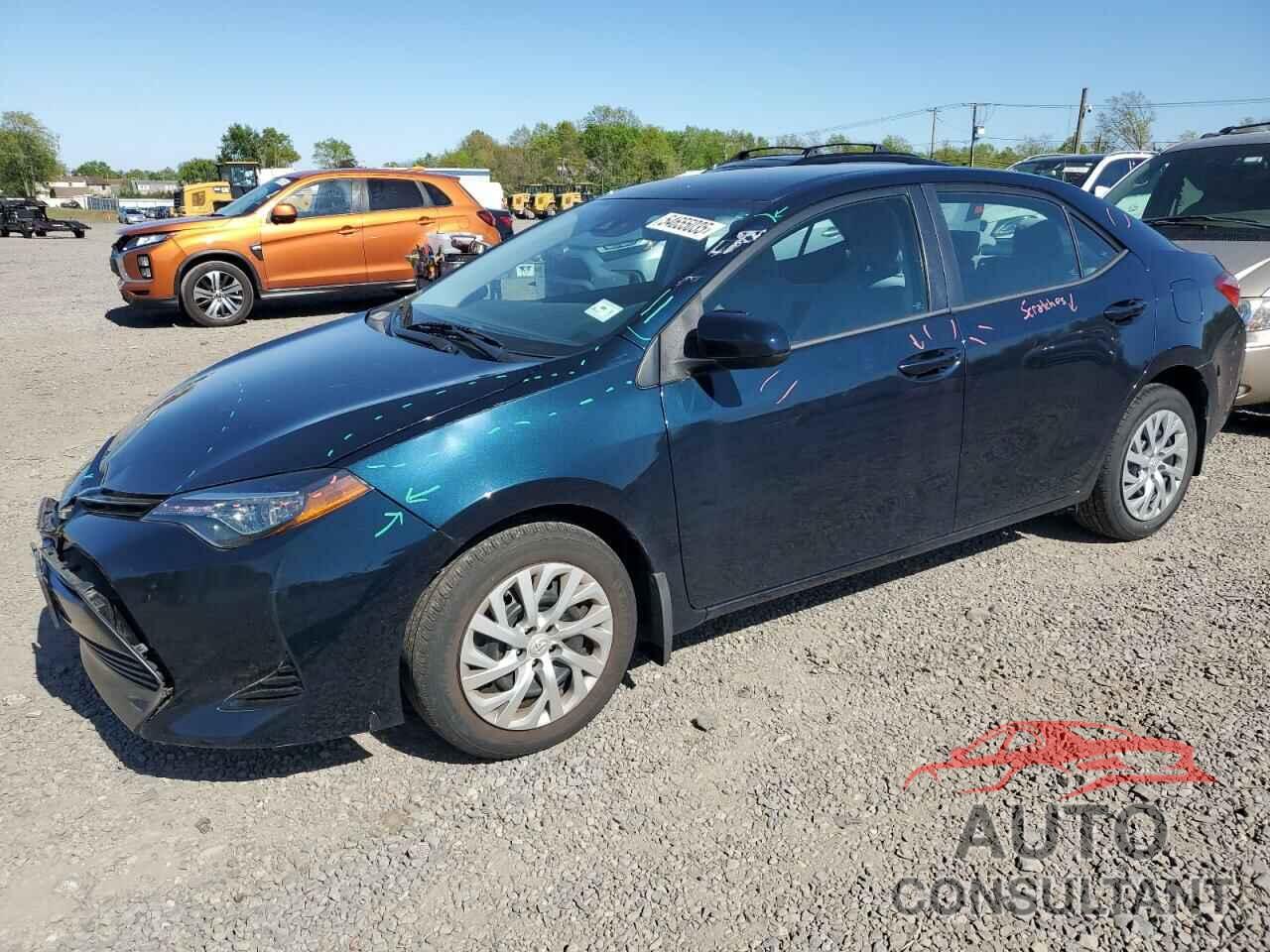 TOYOTA COROLLA 2018 - 2T1BURHEXJC100311