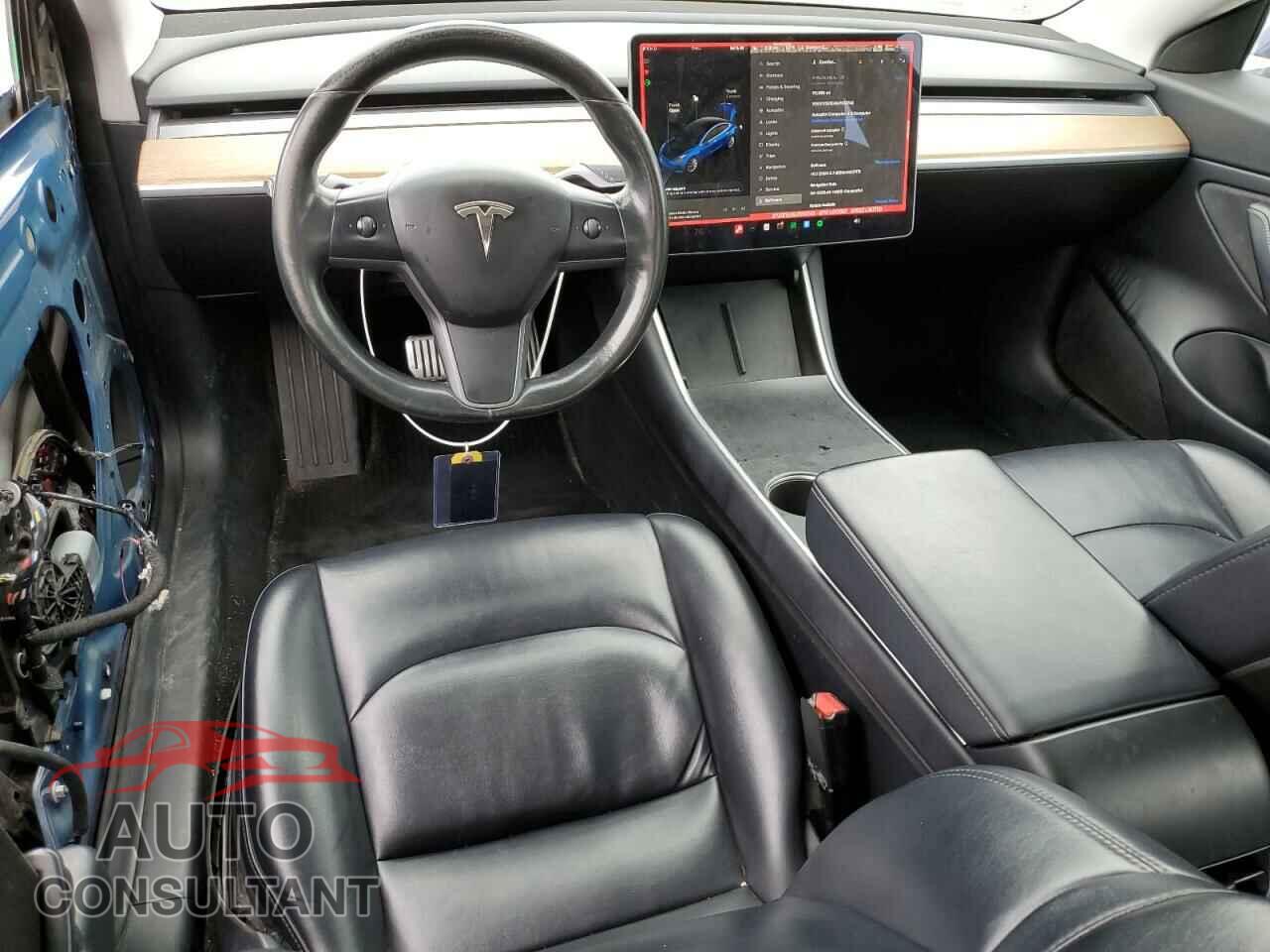 TESLA MODEL 3 2018 - 5YJ3E1EA9JF013743