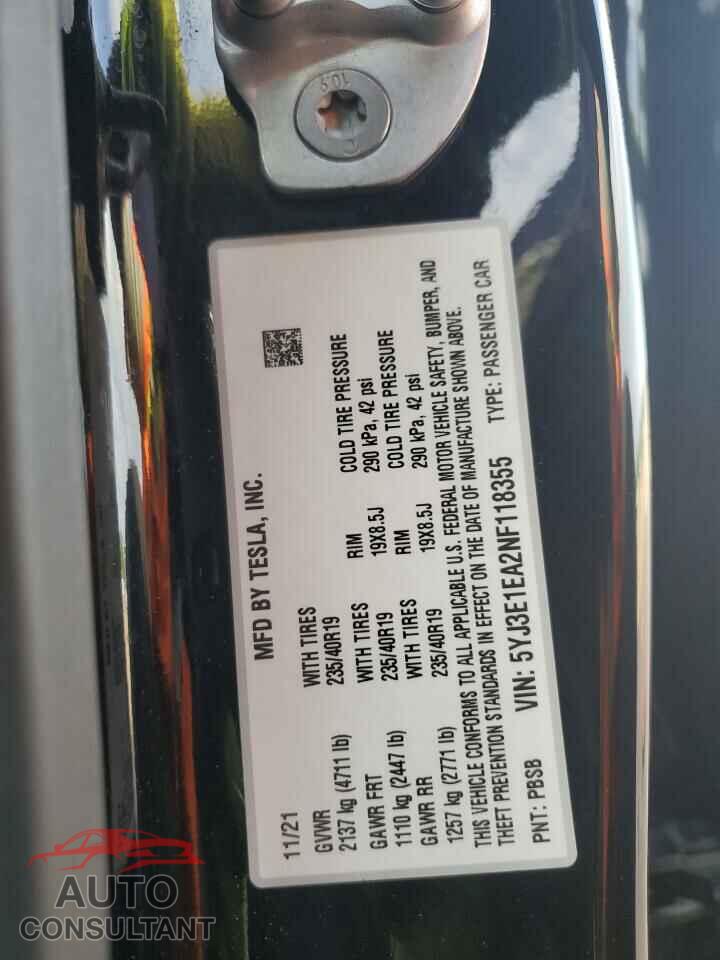TESLA MODEL 3 2022 - 5YJ3E1EA2NF118355