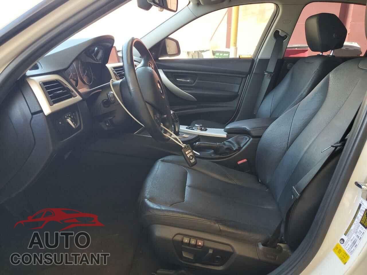 BMW 3 SERIES 2012 - WBA3A5C52CFJ88694