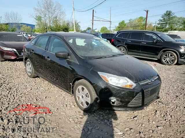 FORD FOCUS 2013 - 1FADP3E25DL206823