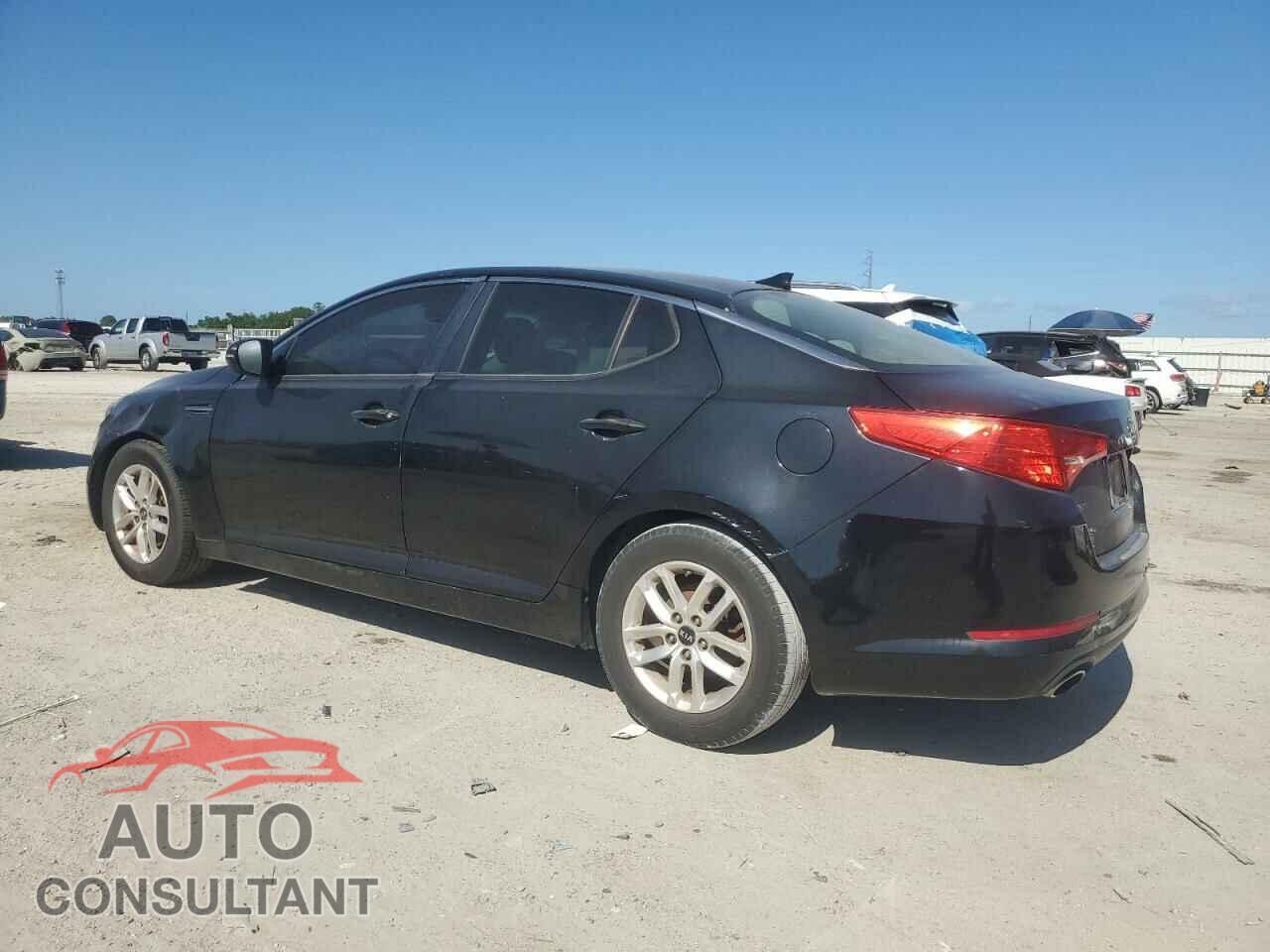 KIA OPTIMA 2011 - KNAGM4A75B5056623