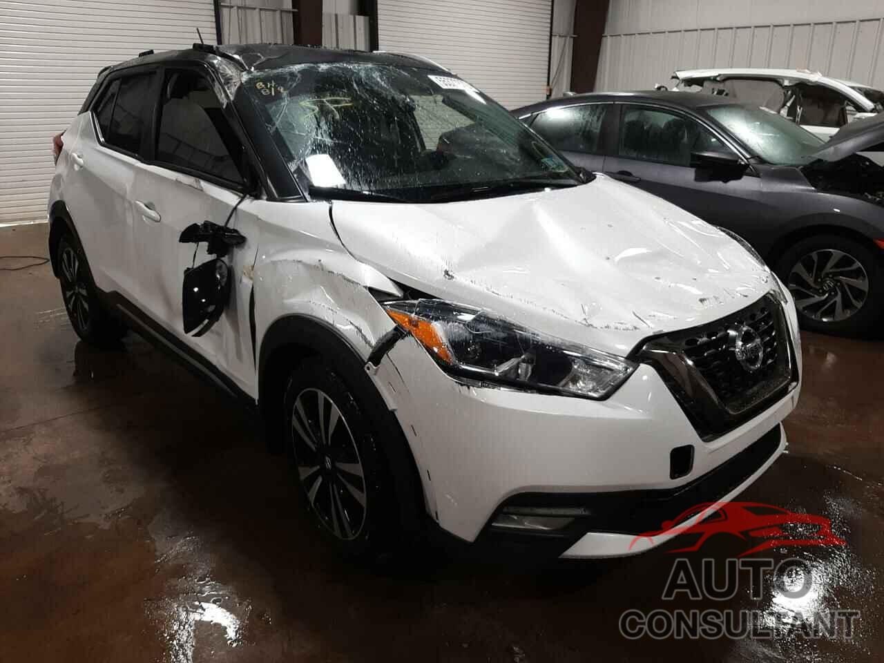 NISSAN KICKS 2019 - 3N1CP5CU3KL568062