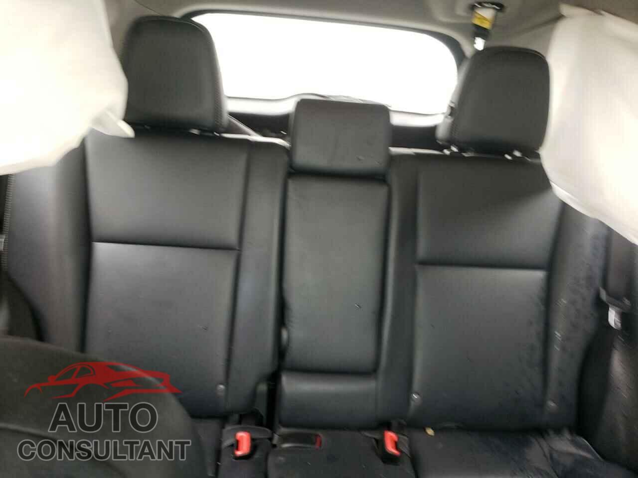 TOYOTA RAV4 2015 - 2T3DFREV2FW313841