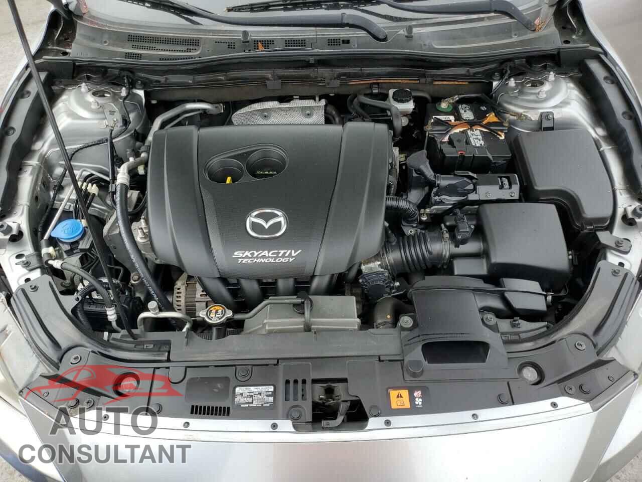 MAZDA 3 2015 - JM1BM1M75F1220280